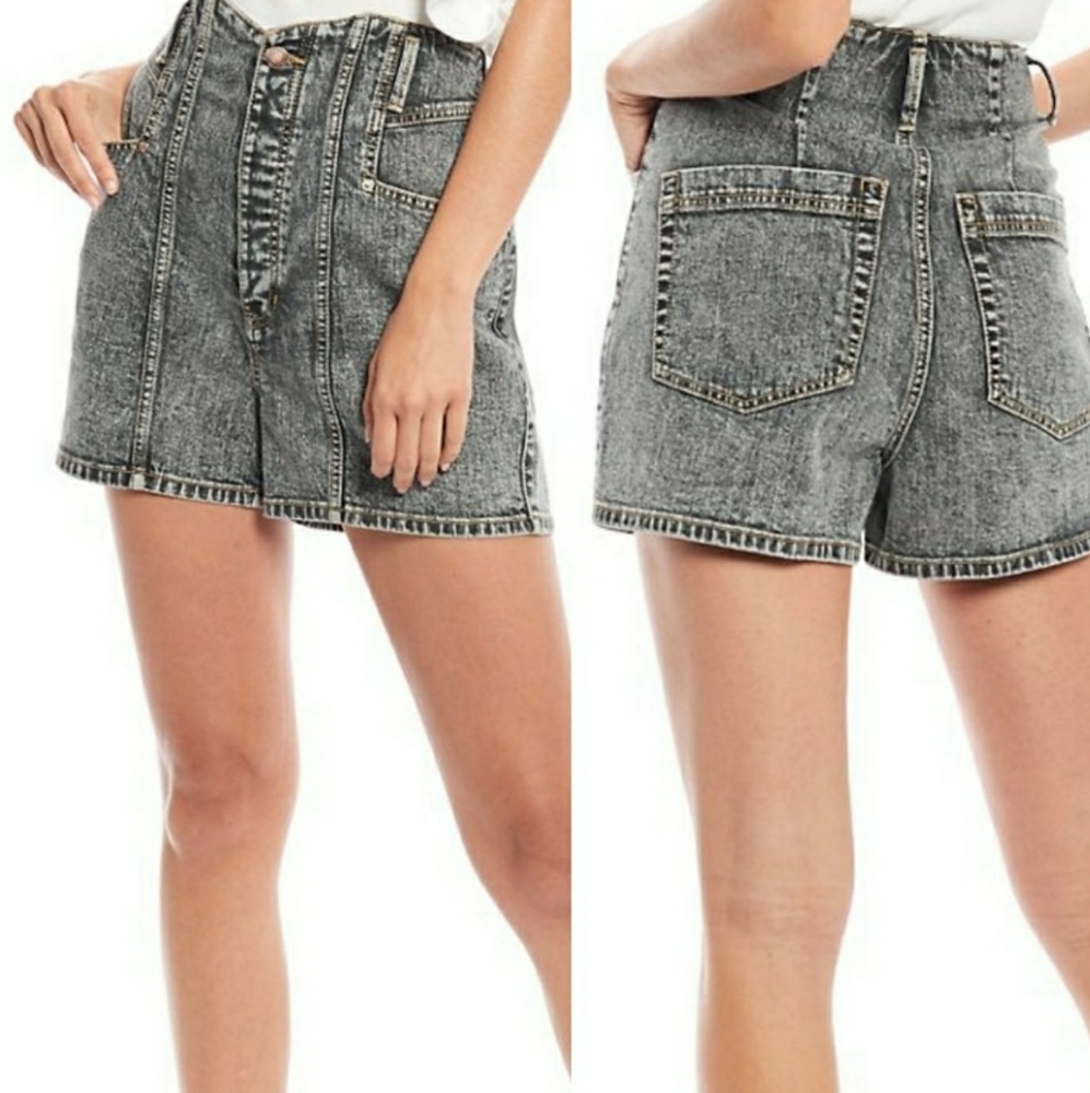 Happy X Nature Summit Ultra High Rise Grey Shorts